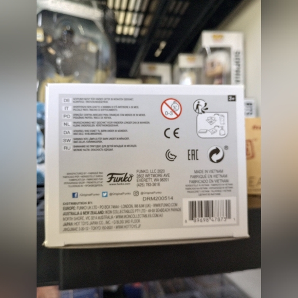 Flocked Vulpix Funko POP! Pokemon Fall Convention Exclusive - Picture 8 of 8